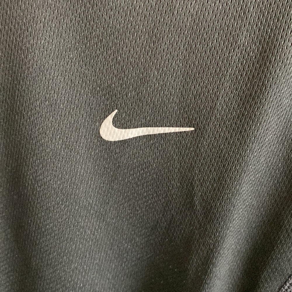 Nike athletic fitted top - Picture 2 of 4